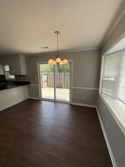 Foto del edificio - 1225 Cross Creek Cir