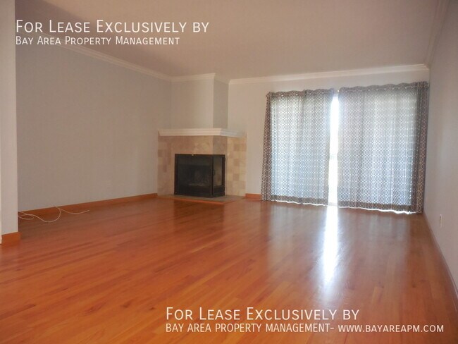 Photo - 16 Cape Hatteras Ct Townhome