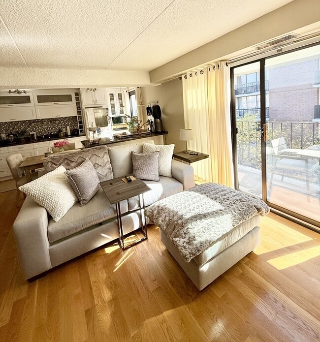 Foto del edificio - 55 Sewall Ave