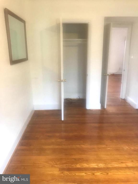 Foto del edificio - 2904 Clearview Ave