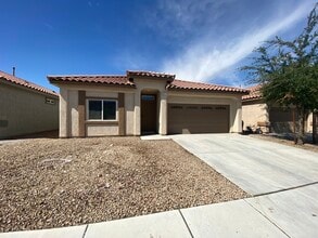 Building Photo - 8917 Ullom Dr