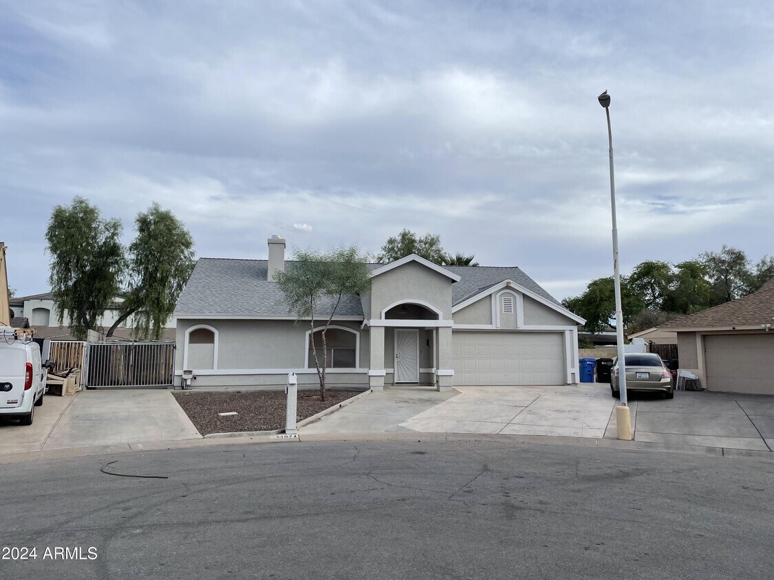 Primary Photo - 4407 N Guadal Ct