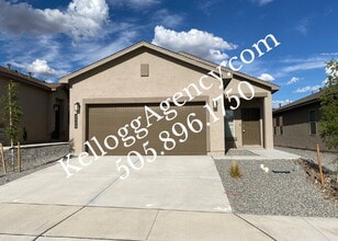 Building Photo - 2409 Talisker St NE