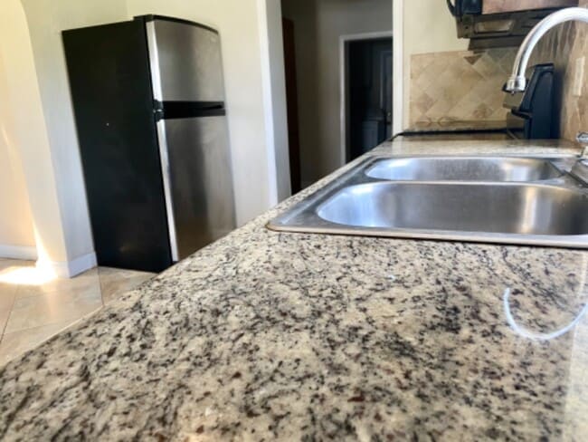 Foto del edificio - 1430 NE 41st Dr