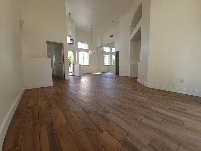 Foto del edificio - 5797 W Decatur Ave