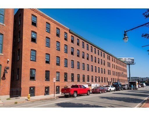 Building Photo - 28 Water St