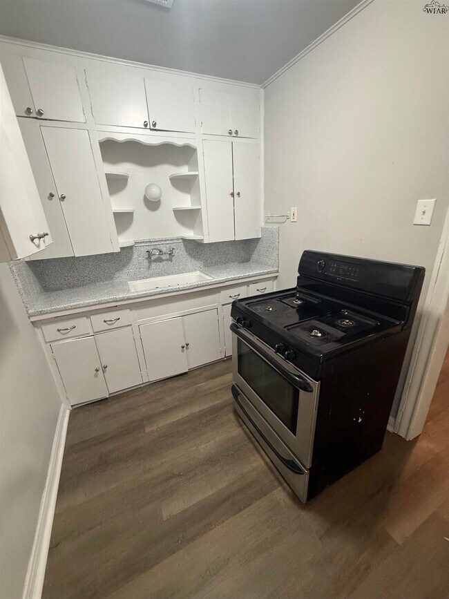 Foto del edificio - 3102 Ave K