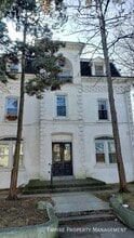 Building Photo - 1142-1146-1146 Walnut St
