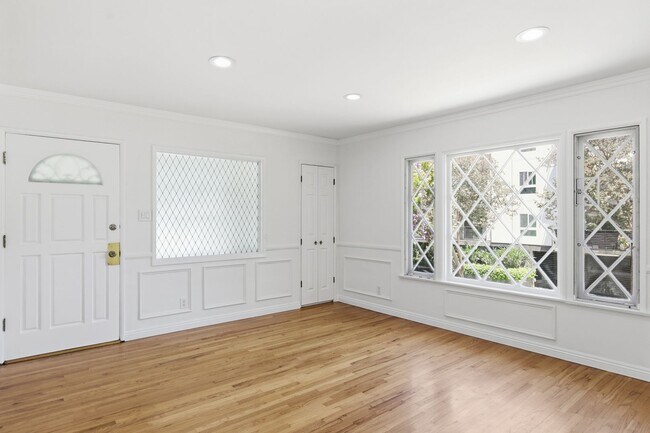 Foto del edificio - 12334 Moorpark St