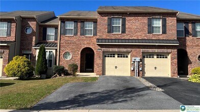 Building Photo - 251 Milkweed Dr Building Photo - 251 Milkweed Dr