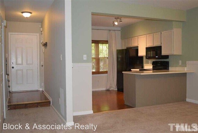 Foto del edificio - 2 br, 2 bath House - 6151 Bushmills Street