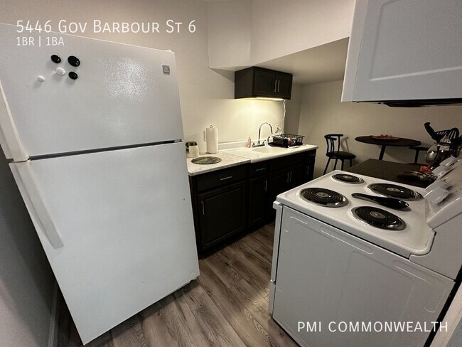 Foto del edificio - 5446 Governor Barbour St