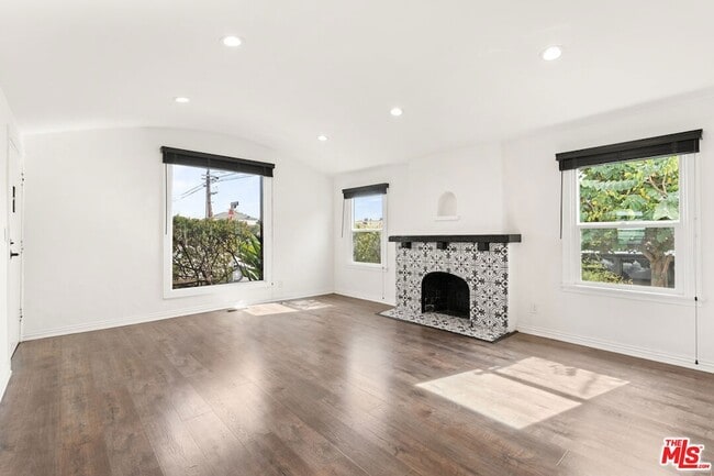 Photo - 6531 Arlington Ave House