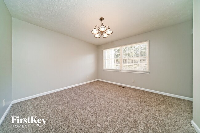 Foto del edificio - 10549 Thrasher Rd