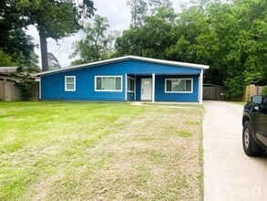 Building Photo - 24514 Sunny Glen Dr