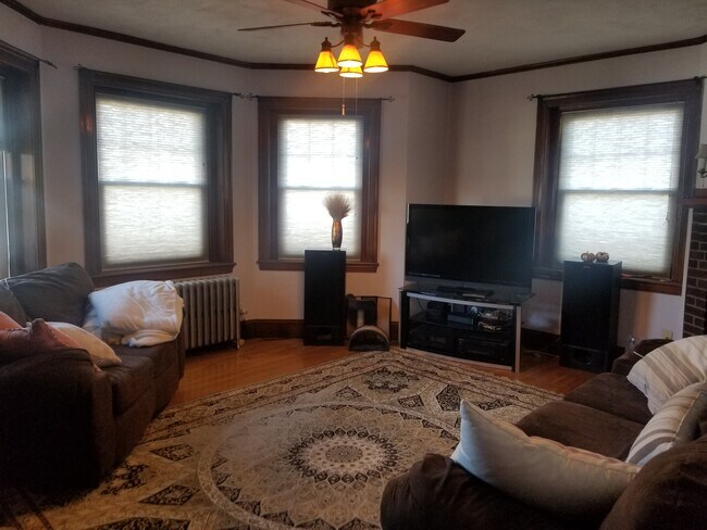 Living Room - 20 Chestnut St