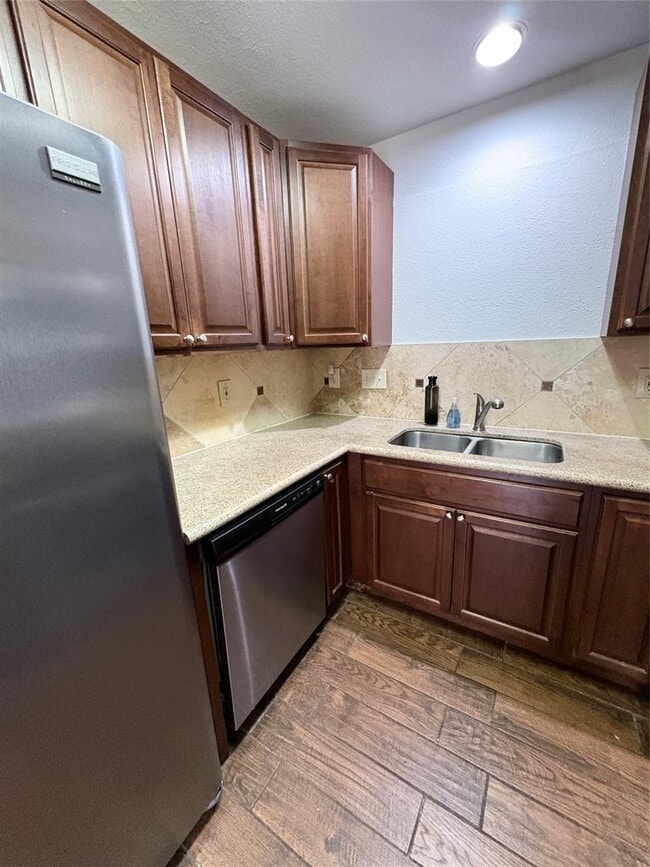 Foto del edificio - 12814 Hymeadow Dr