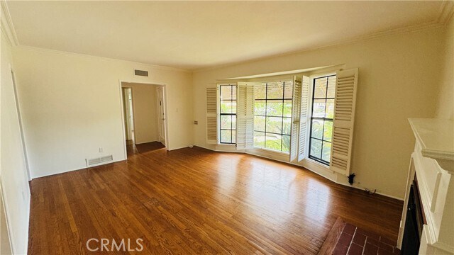 Foto del edificio - 621 N Almansor St