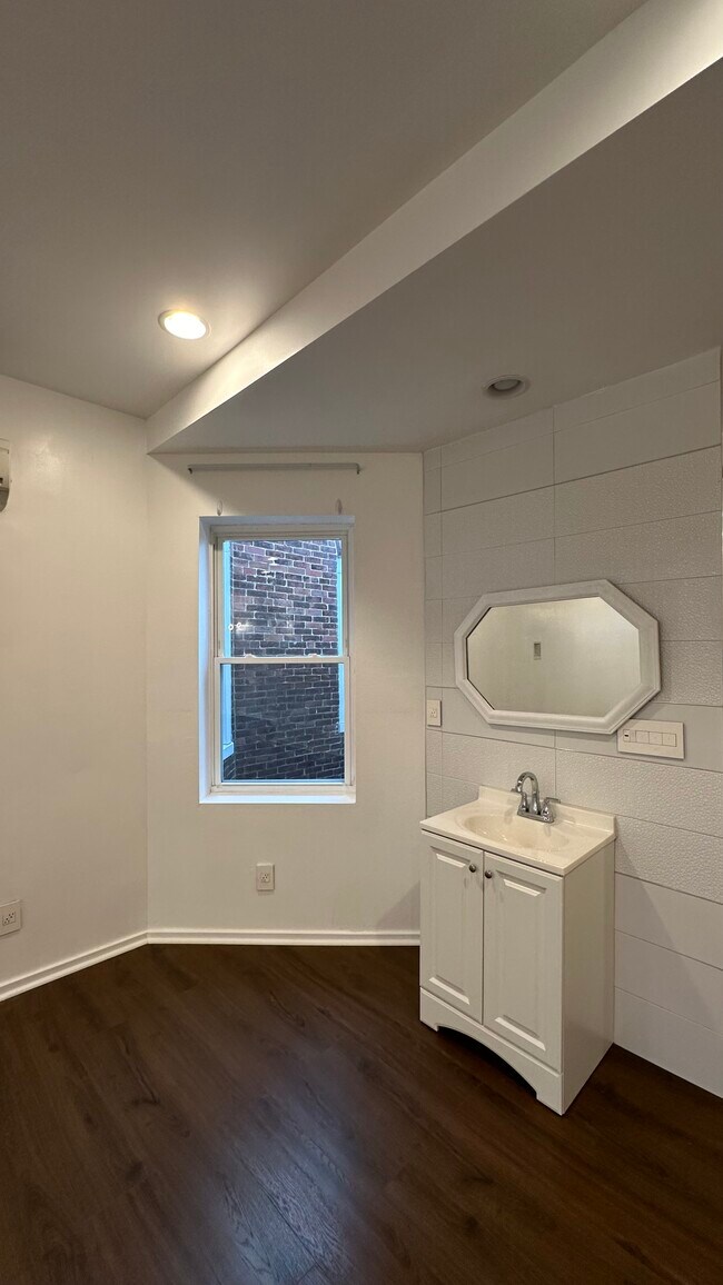 Foto del edificio - 548 S 54th St
