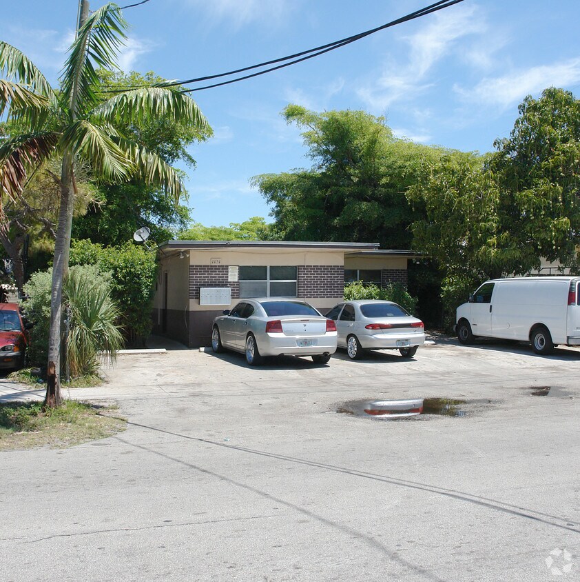 Foto principal - 1131 NW 5th St