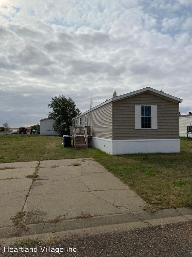 897 Dan Dr, Dickinson, Nd 58601 - House Rental In Dickinson, Nd 