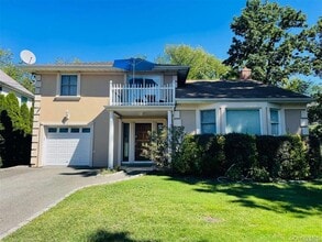 Building Photo - 31 Radnor Rd