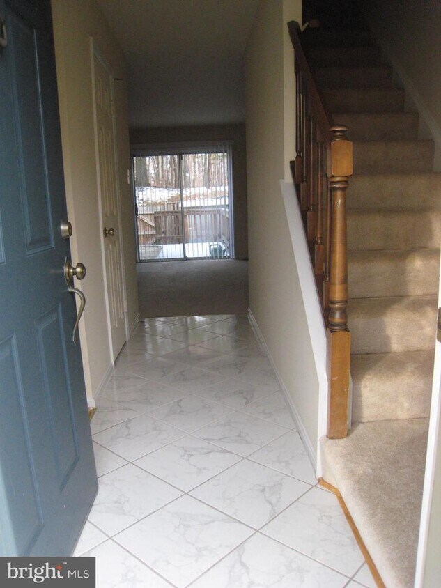 Foto principal - 8325 Stationhouse Ct
