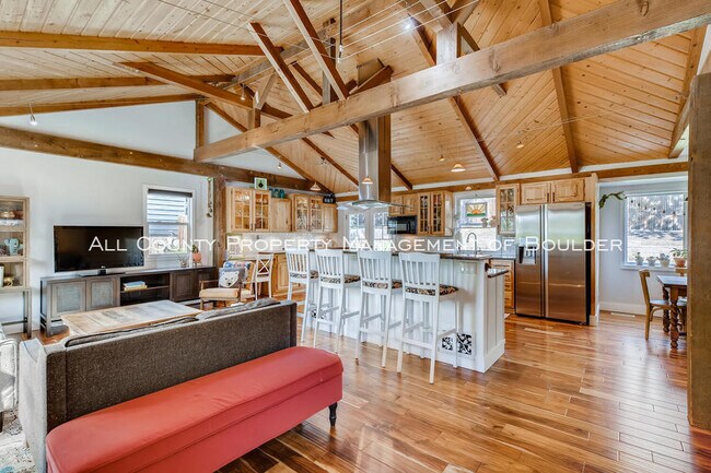 Foto del edificio - Beautiful Single Family Home in Louisville!