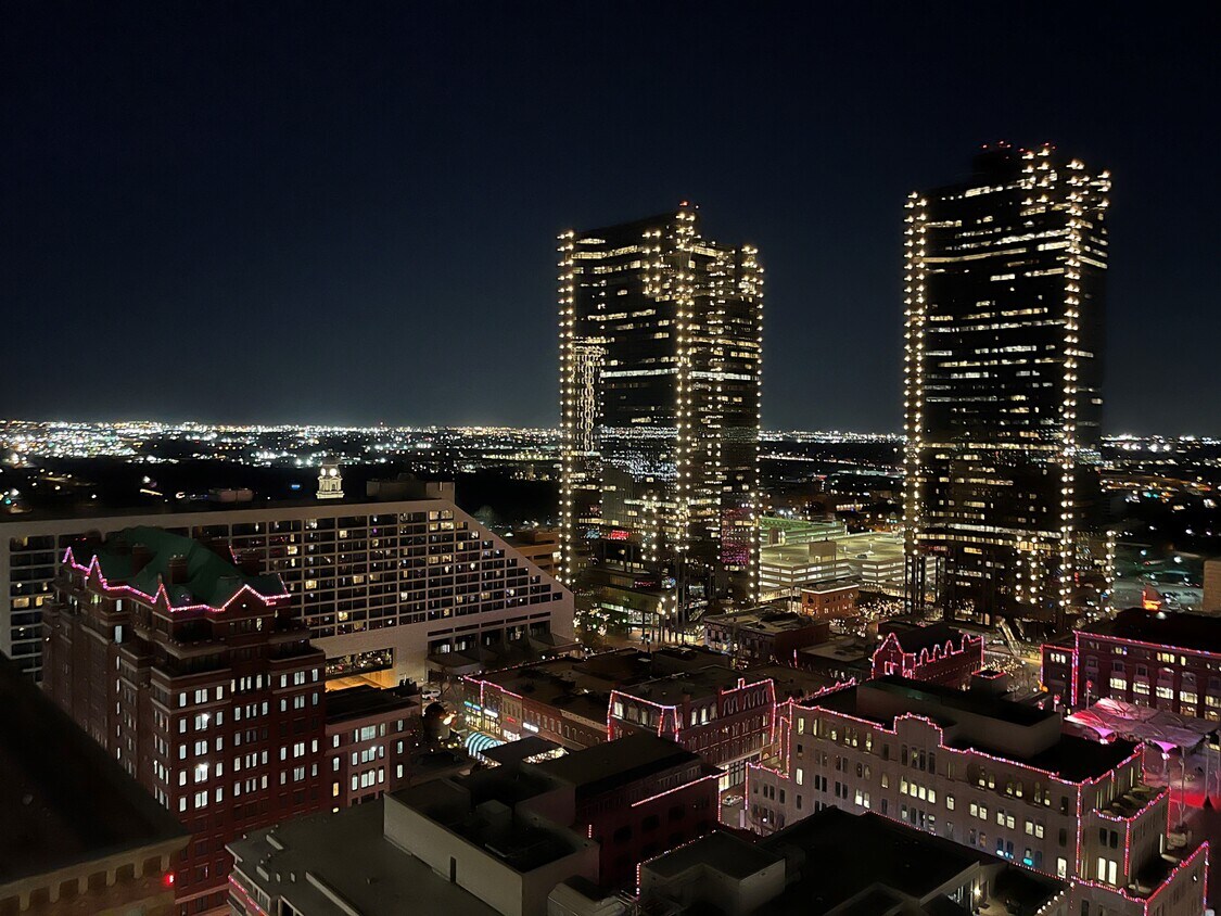 500 Throckmorton St Unit 2002, Fort Worth, TX 76102 Condo for Rent in