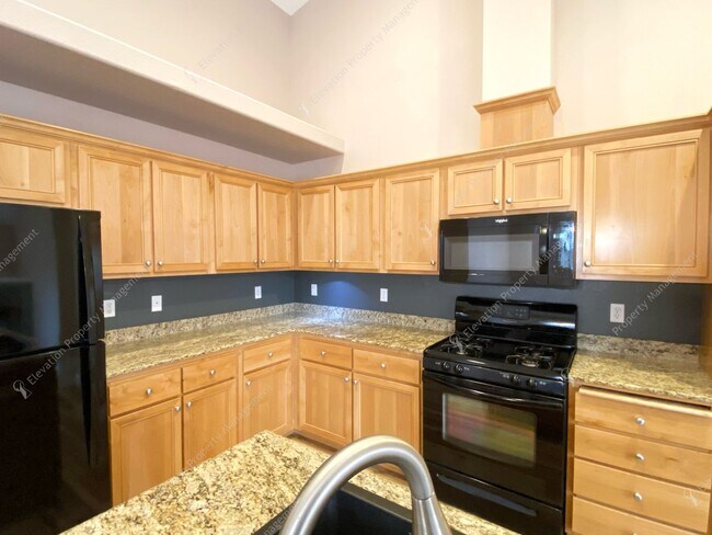 Foto del edificio - Single-level 3 BR-2BA Home in SE Bend