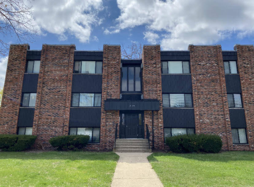 Primary Photo - 1185 Surrey Dr
