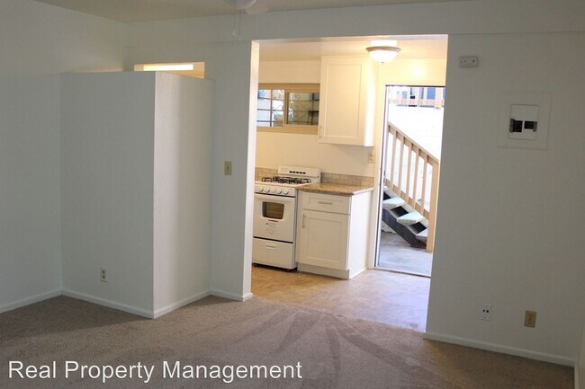 Building Photo - 311 S Clementine St