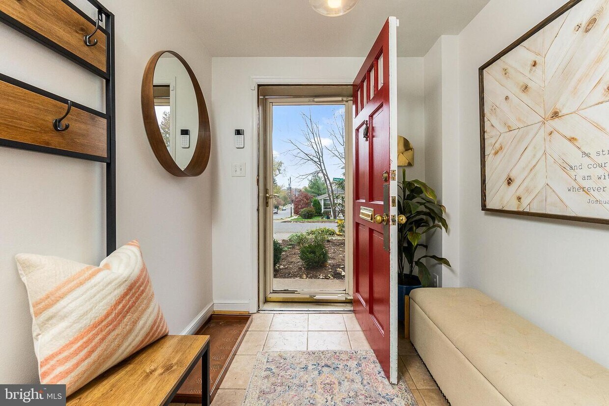 Foto principal - 2320 Sanford St