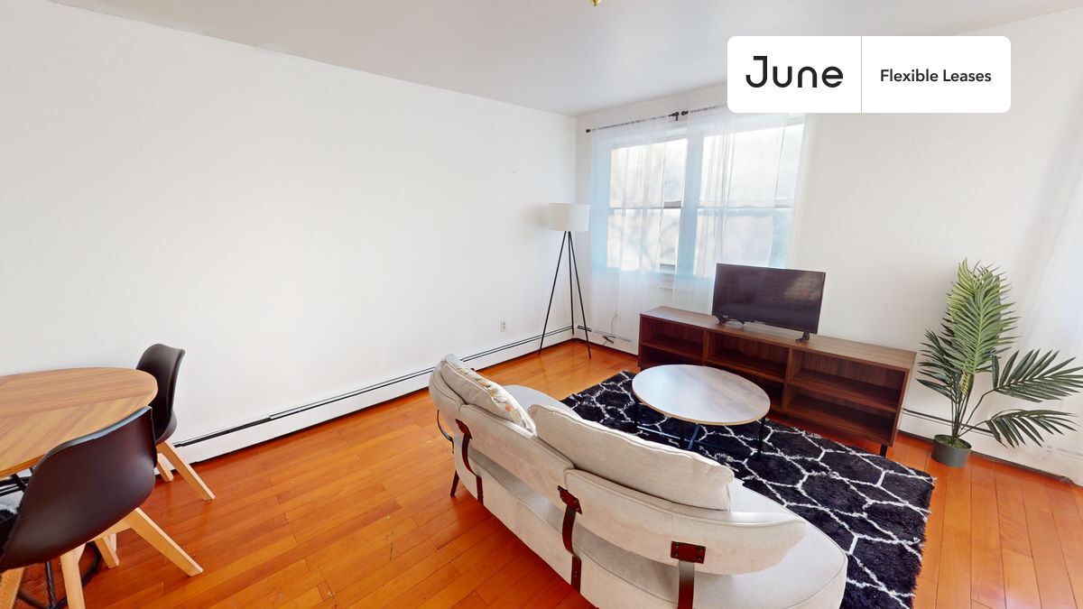 Photo - 71 Clermont Ave