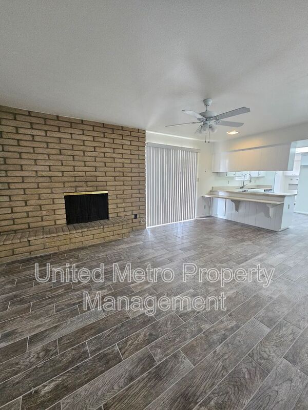 Foto del edificio - 4101 W Redfield Rd