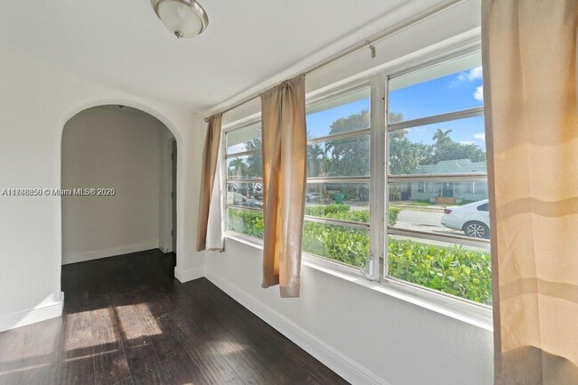 Foto del edificio - 3645 SW 25th Ter