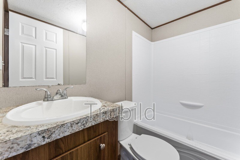 Building Photo - 106 S King Henry Ct