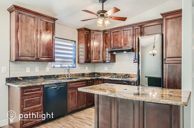 Building Photo - 28797 N Coal Avenue, San Tan Valley, AZ, 8...