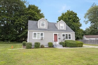Building Photo - 152 Loftus Cir