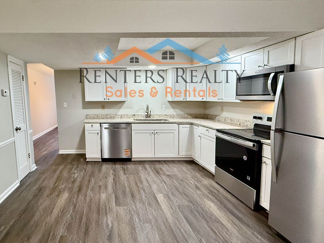 Foto principal - 2 Bedroom Condo with Private Patio