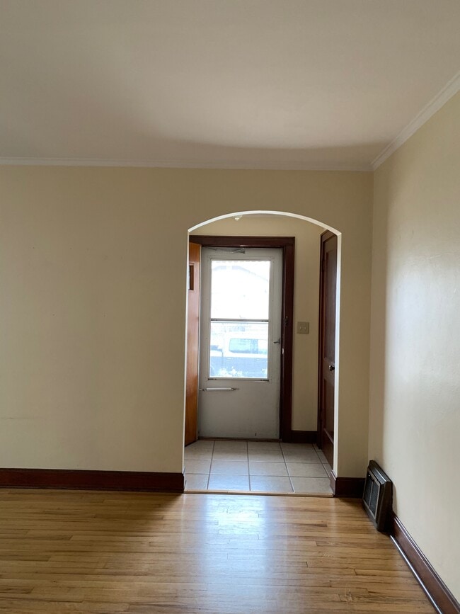 Front entry - 2308 Wilkes Ave
