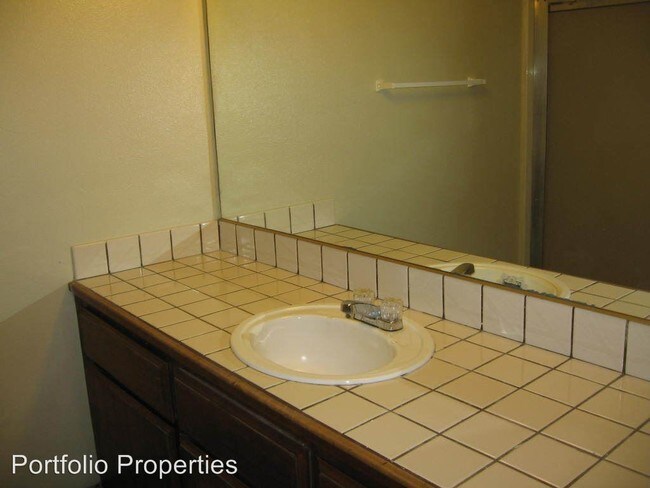 Building Photo - 3313 Chester Ln