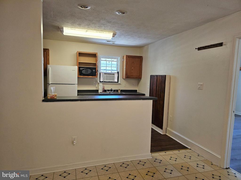 Primary Photo - 1202 N Royal Ave