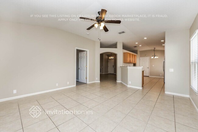 Foto del edificio - 3042 Bellflower Way