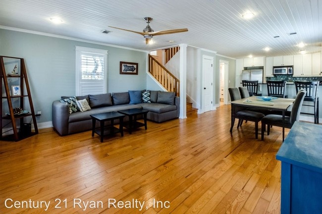 Building Photo - 2 br, 2 bath House - 60 Marlin St