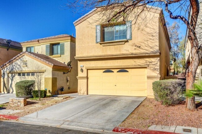 Foto del edificio - Awesome 3 Bedroom, 2 Story Home in North L...