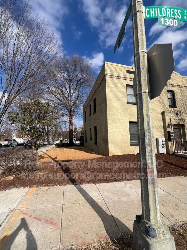 Building Photo - 1300 Childress St NE