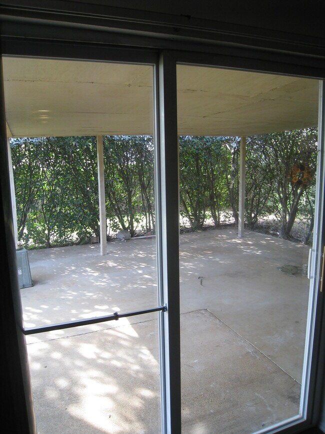 covered back patio - 6204 Cool Springs Dr