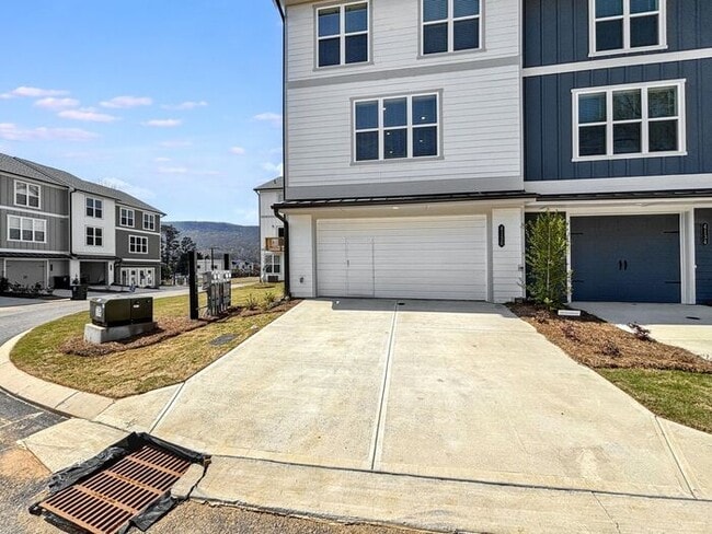 Building Photo - 4130 Tillie Cir