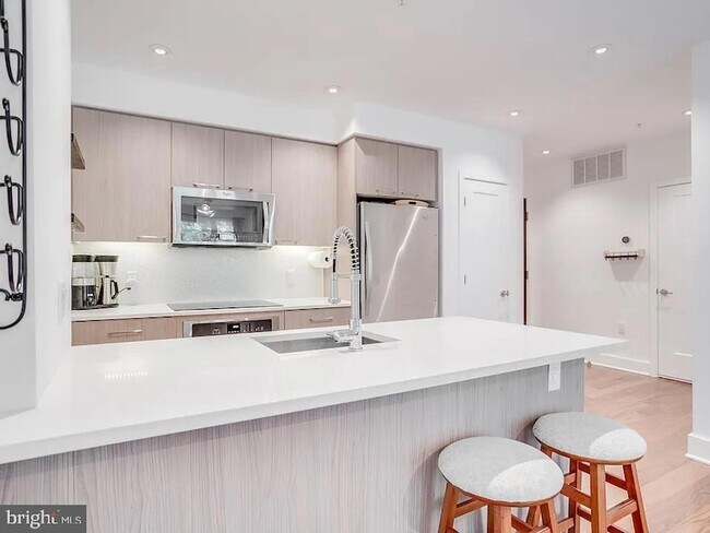 Foto del edificio - 2331 15th St NW